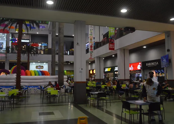 Vista Unica Y Cerca Al Mall
